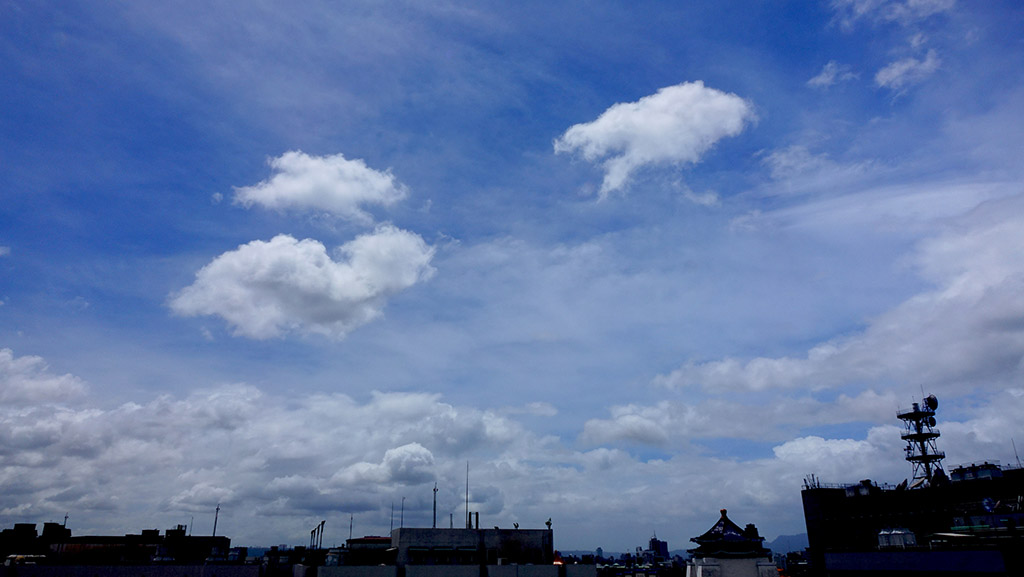http://i.dcview.tw/gallery/201407/34340c72305411c75f6bdc905861b84d.jpg