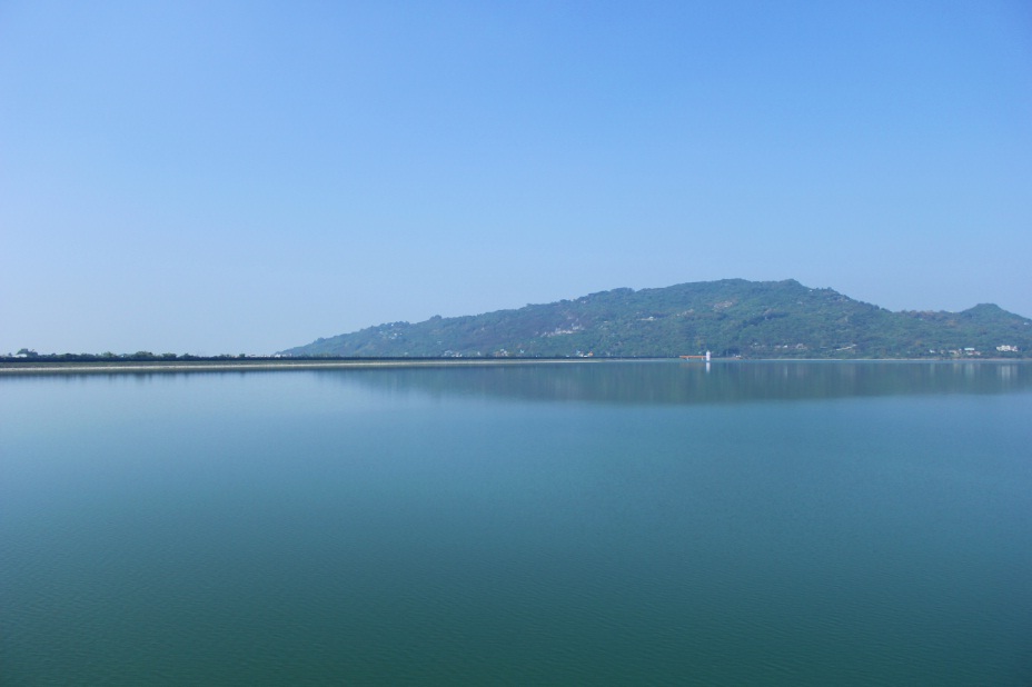 http://i.dcview.tw/gallery/201407/6ef122d286ec21e9b6b4b4b9247018a0.jpg