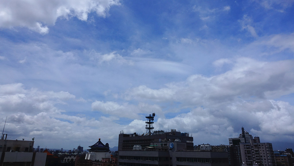 http://i.dcview.tw/gallery/201407/ede557f9c79f20e4f2708adac4928544.jpg