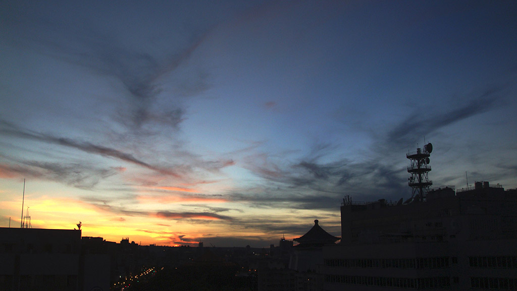 http://i.dcview.tw/gallery/201407/fbedd808a92e0282b8fe82a90af9b16d.jpg