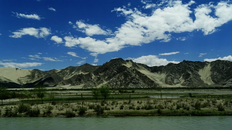 http://i.dcview.tw/gallery/201408/049155f8fdcb3eee47751d629f9c2c76.jpg