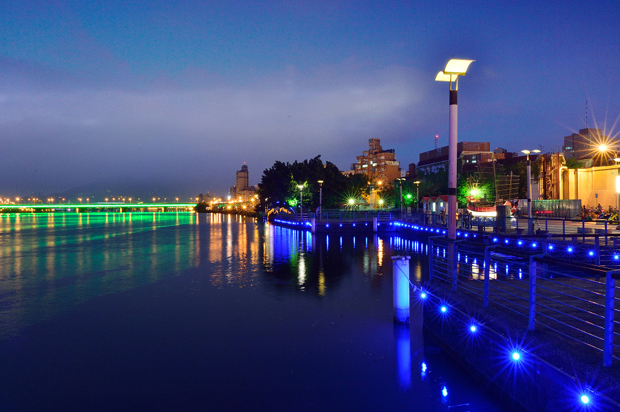 http://i.dcview.tw/gallery/201408/08fd7a809e49108fcc9237f945b96556.jpg