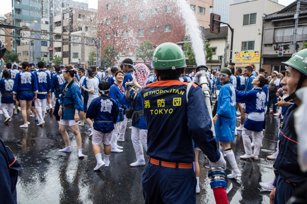 http://i.dcview.tw/gallery/201408/09742a165797c105691695c03b476f04.jpg