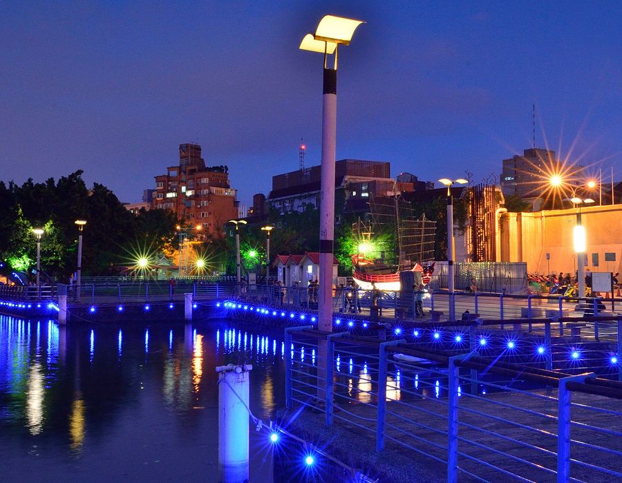 http://i.dcview.tw/gallery/201408/5e10f17783066a53c3fb45a59b02a31e.jpg