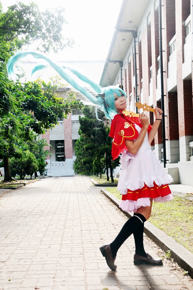 http://i.dcview.tw/gallery/201408/b1f0770728ba3f49c4ea3f7e245c61d8.jpg