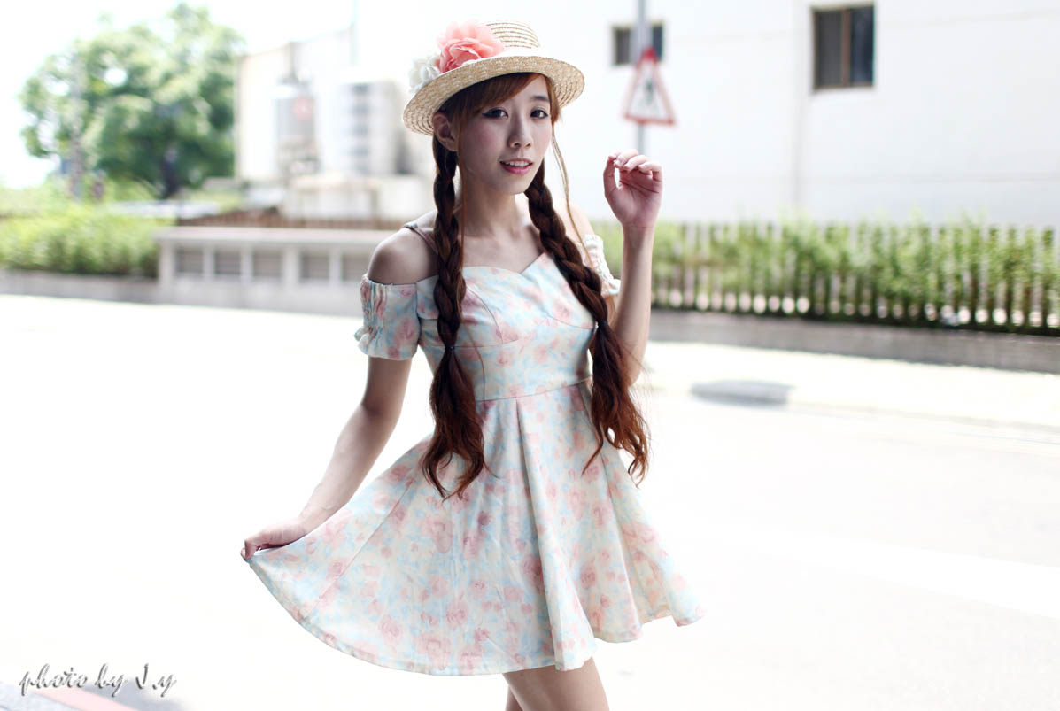 http://i.dcview.tw/gallery/201408/df23232776f882d7f3a5f30201ead9ea.jpg