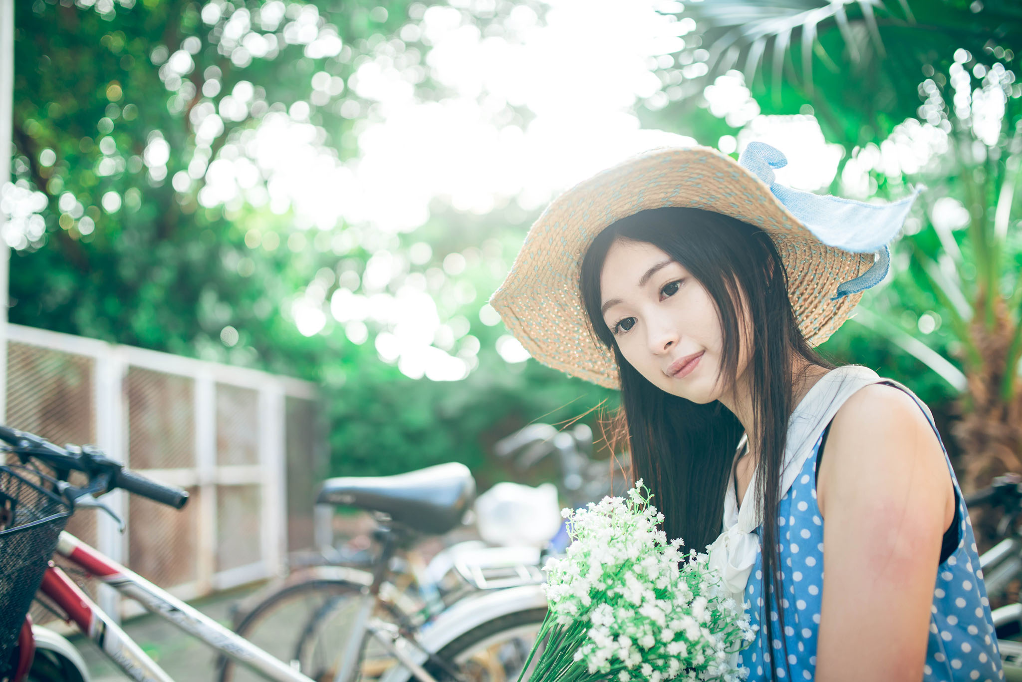 http://i.dcview.tw/gallery/201409/3e28101a53772154ea058904eb1ad3e6.jpg