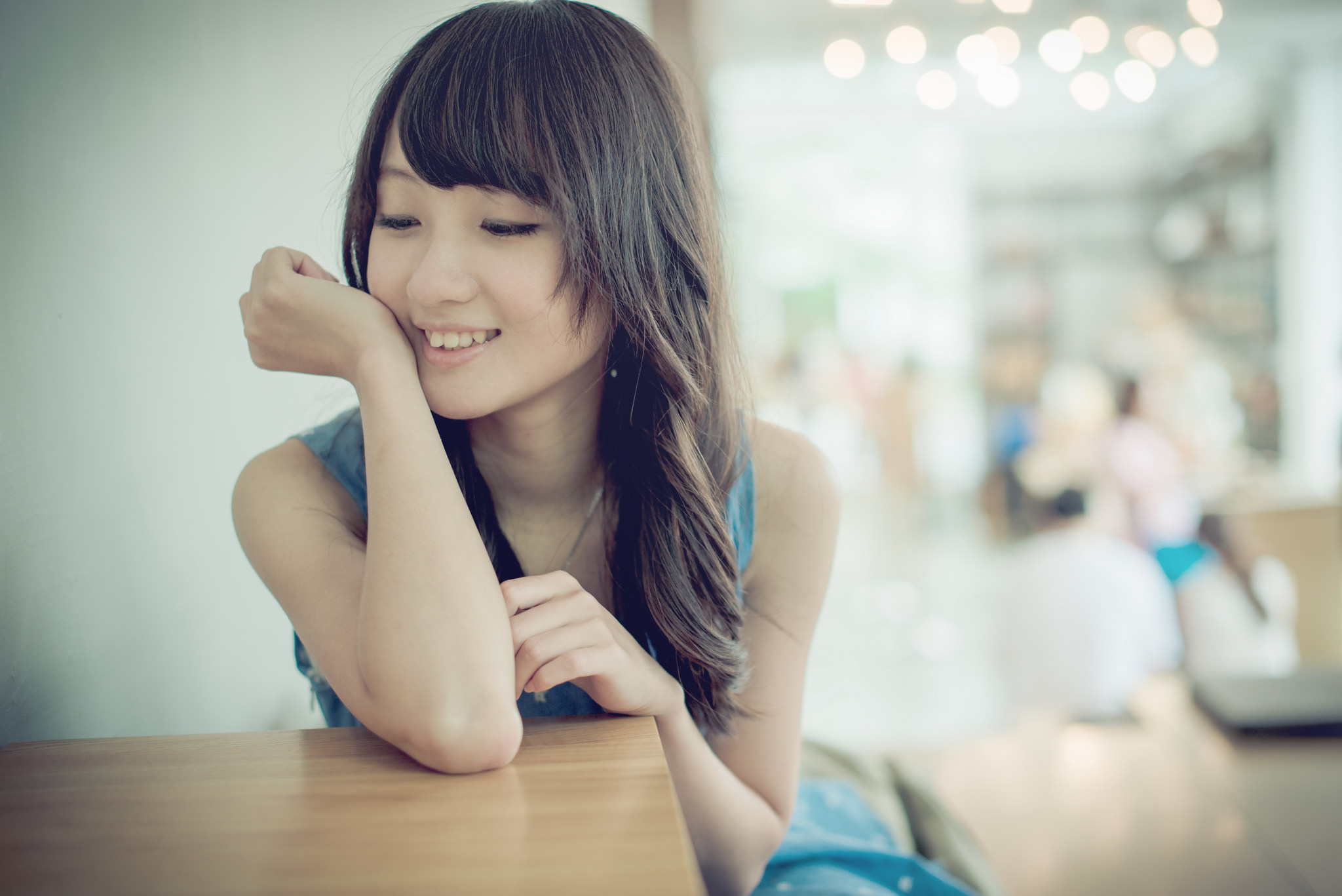 http://i.dcview.tw/gallery/201409/63629eaef02c94988deff5a2ff40ab16.jpg