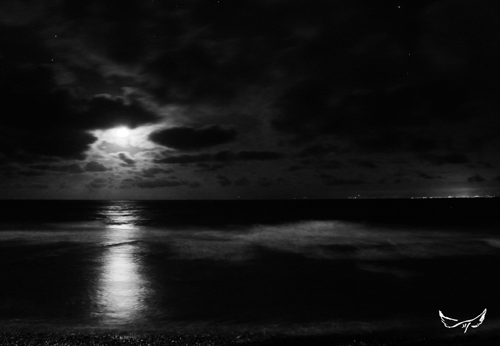 http://i.dcview.tw/gallery/201410/144557ba6f48738acefae2f3d4b3873d.jpg