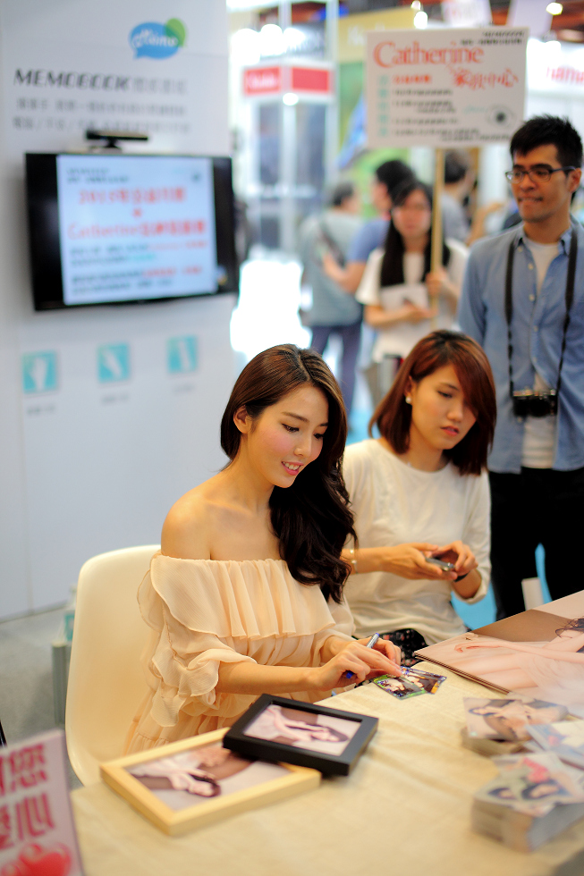 http://i.dcview.tw/gallery/201410/eba4694b8eddaba4c9c27a5a3bba2b3a.jpg