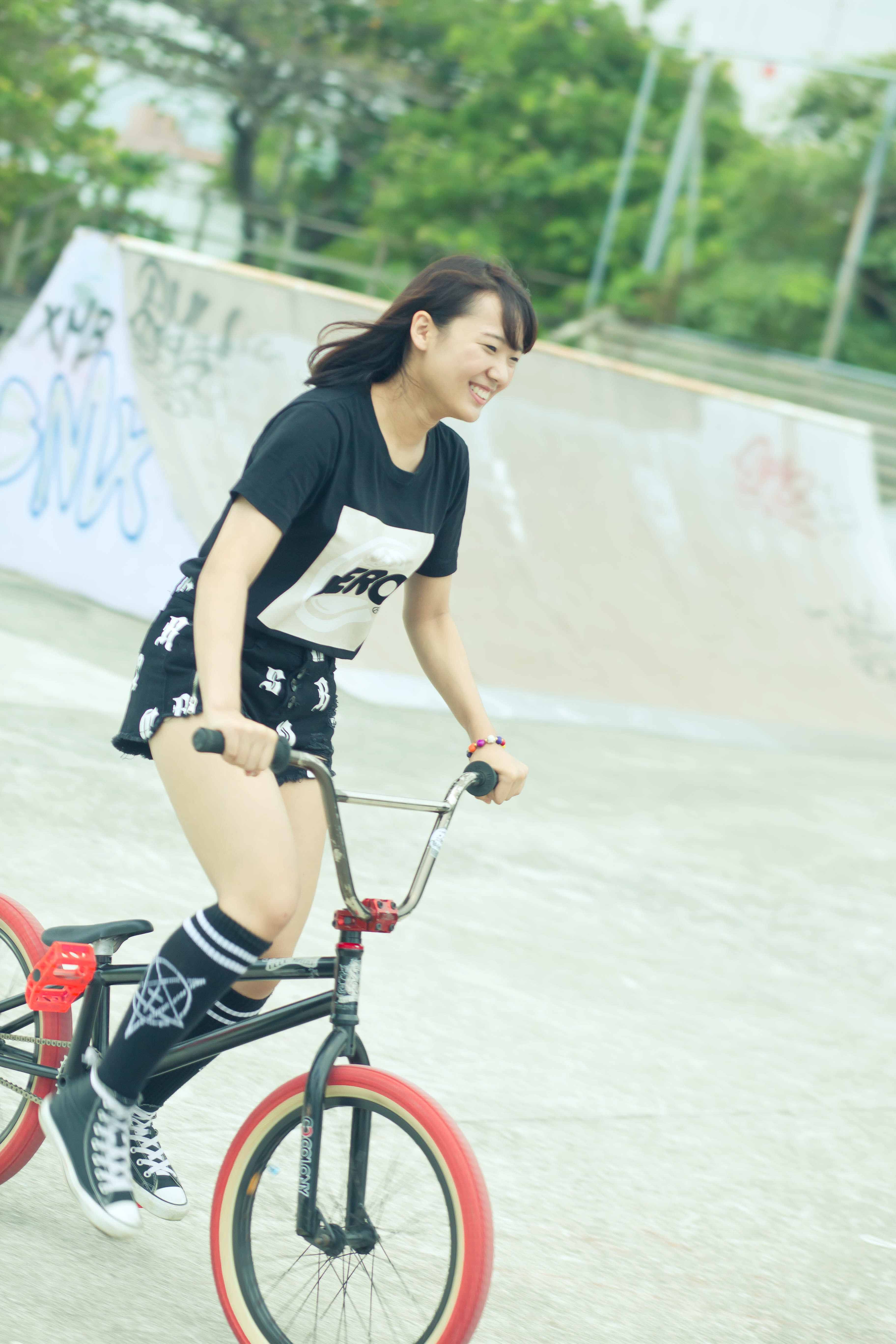 http://i.dcview.tw/gallery/201411/8a1bb1d2836240ddf4308a065e0e4099.jpg
