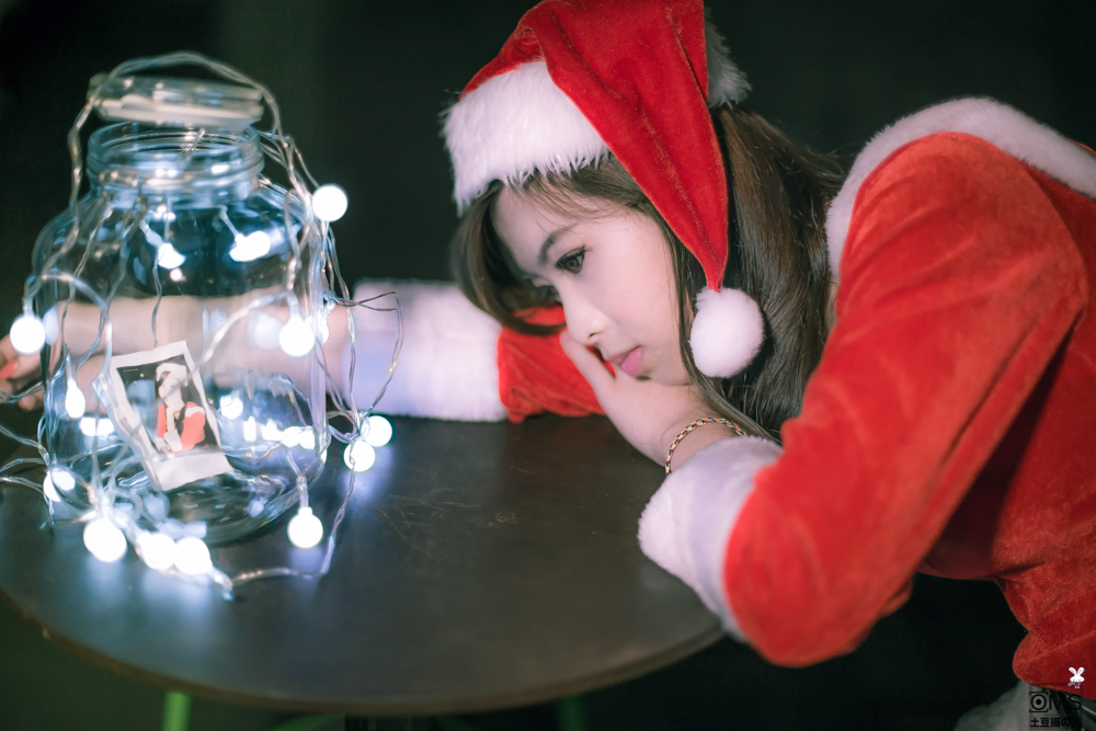 http://i.dcview.tw/gallery/201412/b9e596919334638e406e5785beb929f7.jpg
