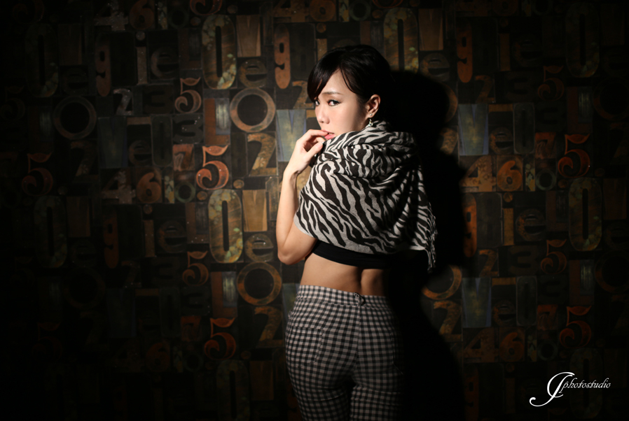 http://i.dcview.tw/gallery/201412/ff9a8387df55af0f97929701d7e520a5.jpg