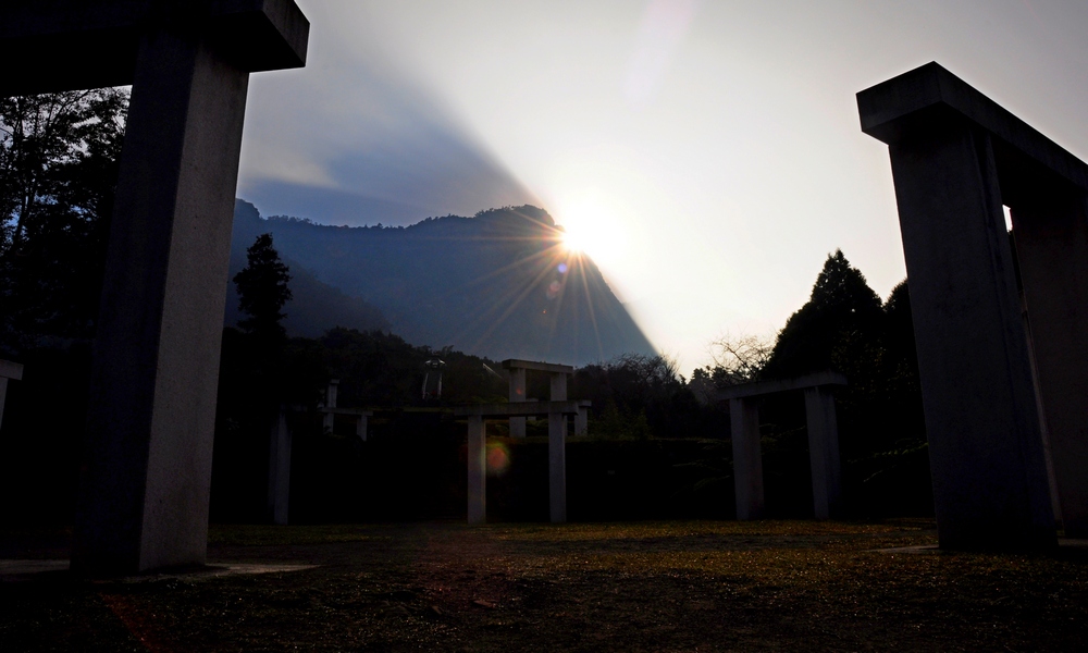 http://i.dcview.tw/gallery/201501/427ad7a41ec3f3db135ce269970bafec.jpg