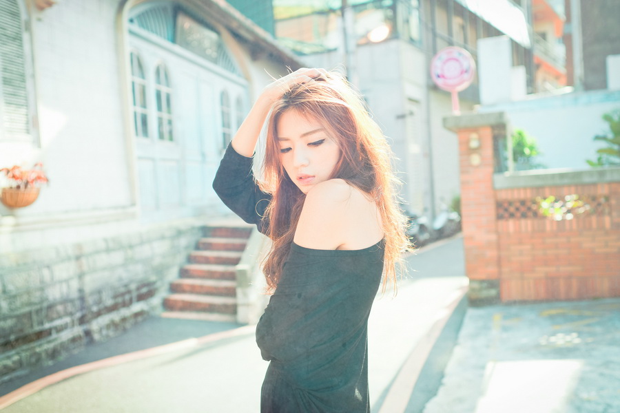 http://i.dcview.tw/gallery/201502/c6b528993ee3749f9b9e2b4d3ba06ad0.jpg