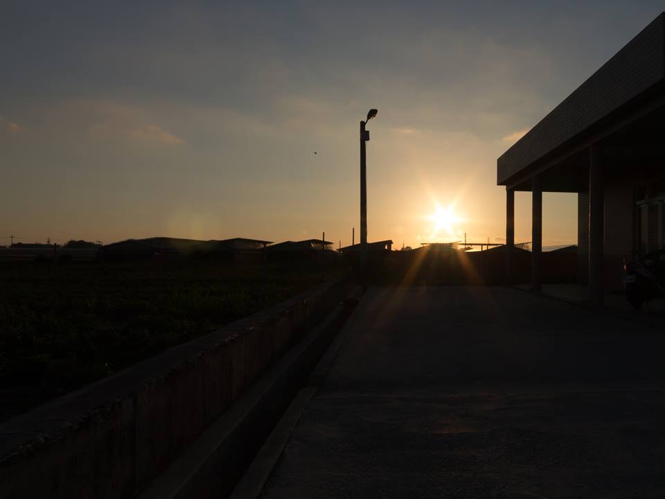http://i.dcview.tw/gallery/201505/738d41f2e538695bcba595838c127d2d.jpg