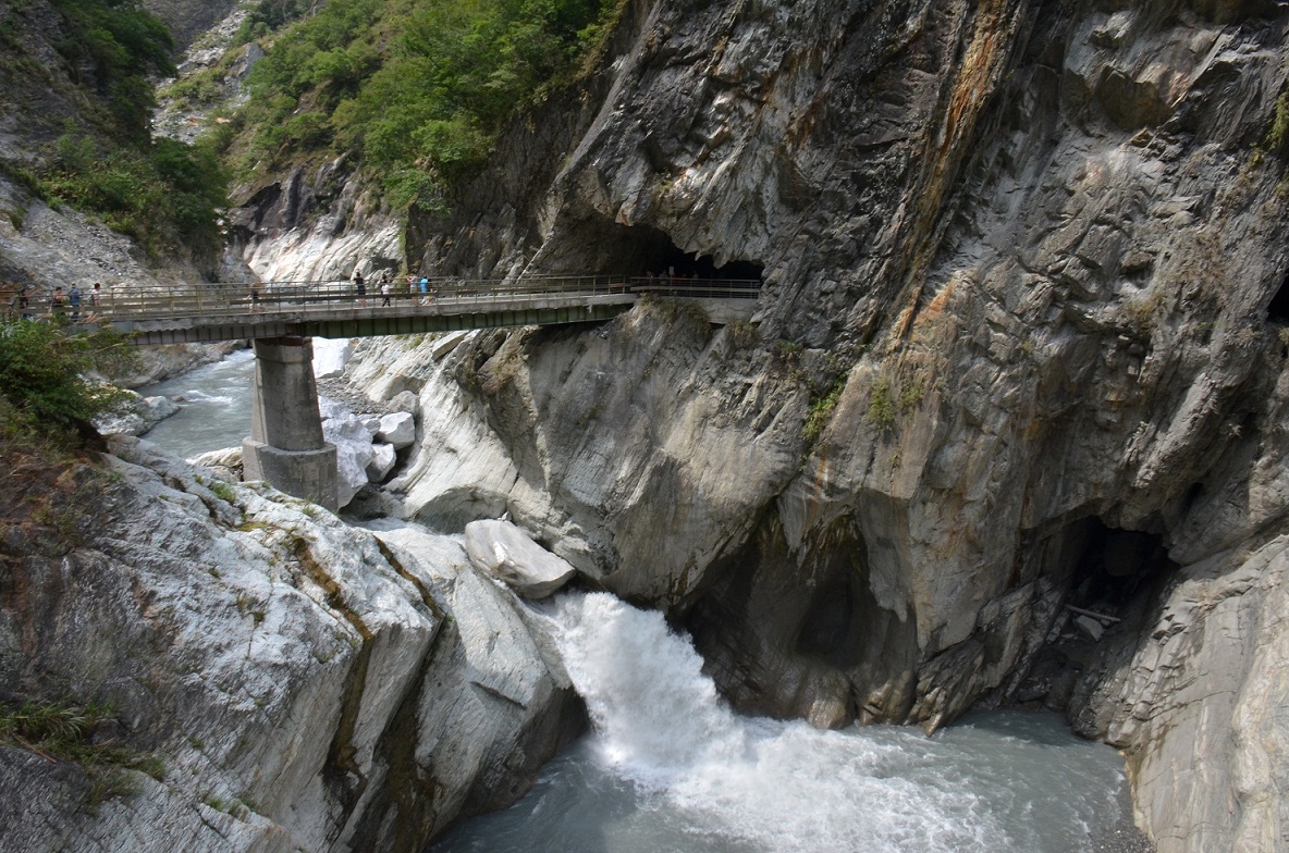 http://i.dcview.tw/gallery/201506/0a0b0f69091784a6fc514e248c186dd6.jpg