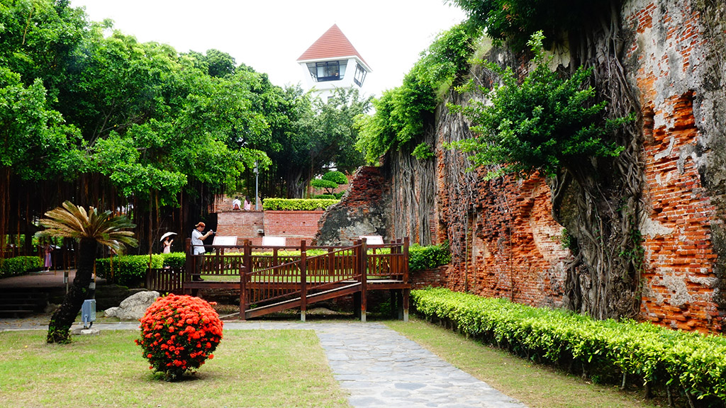 http://i.dcview.tw/gallery/201506/264701b93412d2762435b37829e1c474.jpg