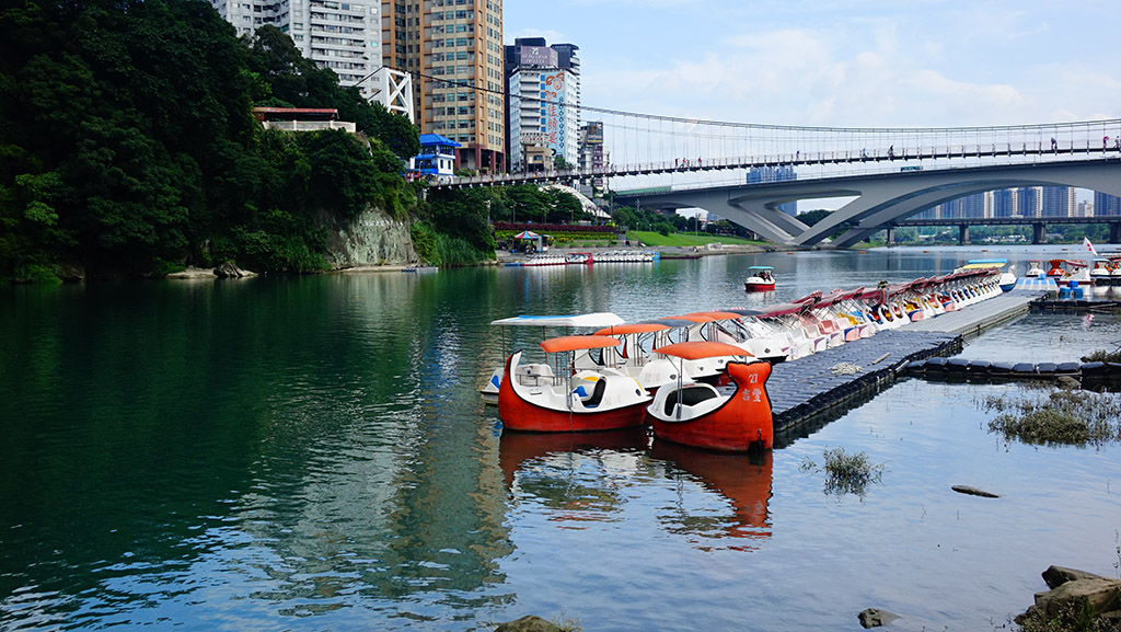 http://i.dcview.tw/gallery/201506/4a6e5c1ab334a11f0b571f971974ade9.jpg