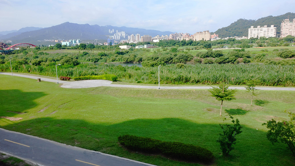 http://i.dcview.tw/gallery/201506/5d043bf784b972c12b31900530711356.jpg