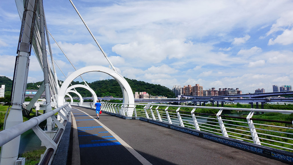 http://i.dcview.tw/gallery/201506/c712ae2b6e099827f09551753c8305a8.jpg