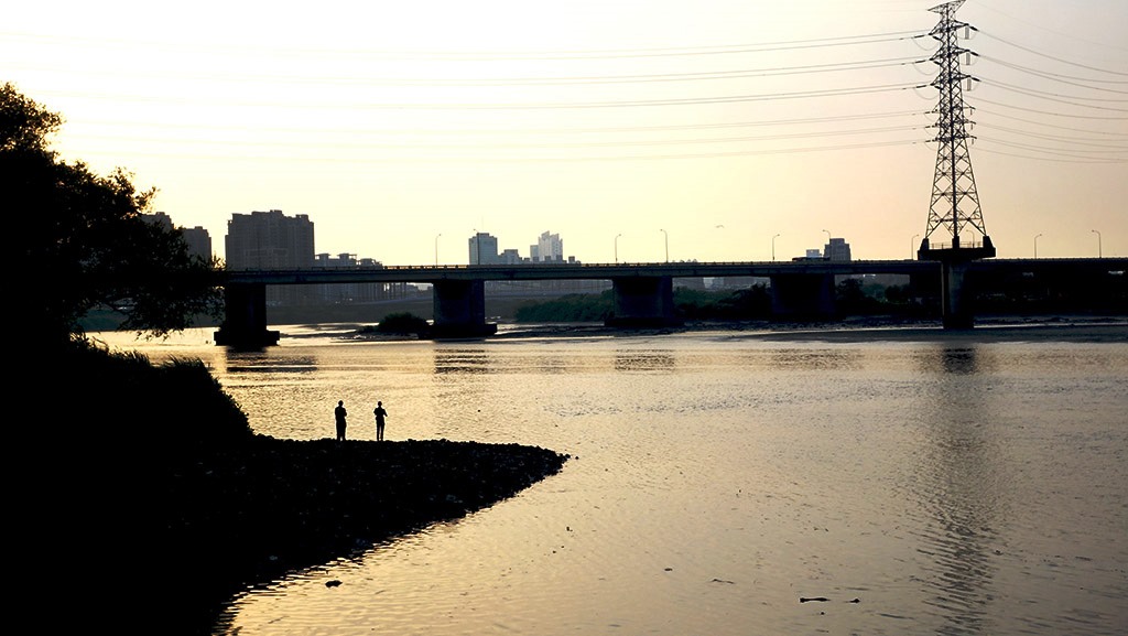 http://i.dcview.tw/gallery/201506/e8a6e01a01ed87e0f4f9217b74dbb31b.jpg