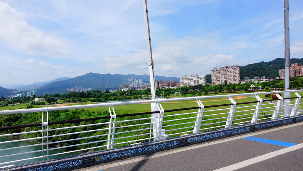 http://i.dcview.tw/gallery/201506/f1501d39fb7b73720eba154220da42e8.jpg