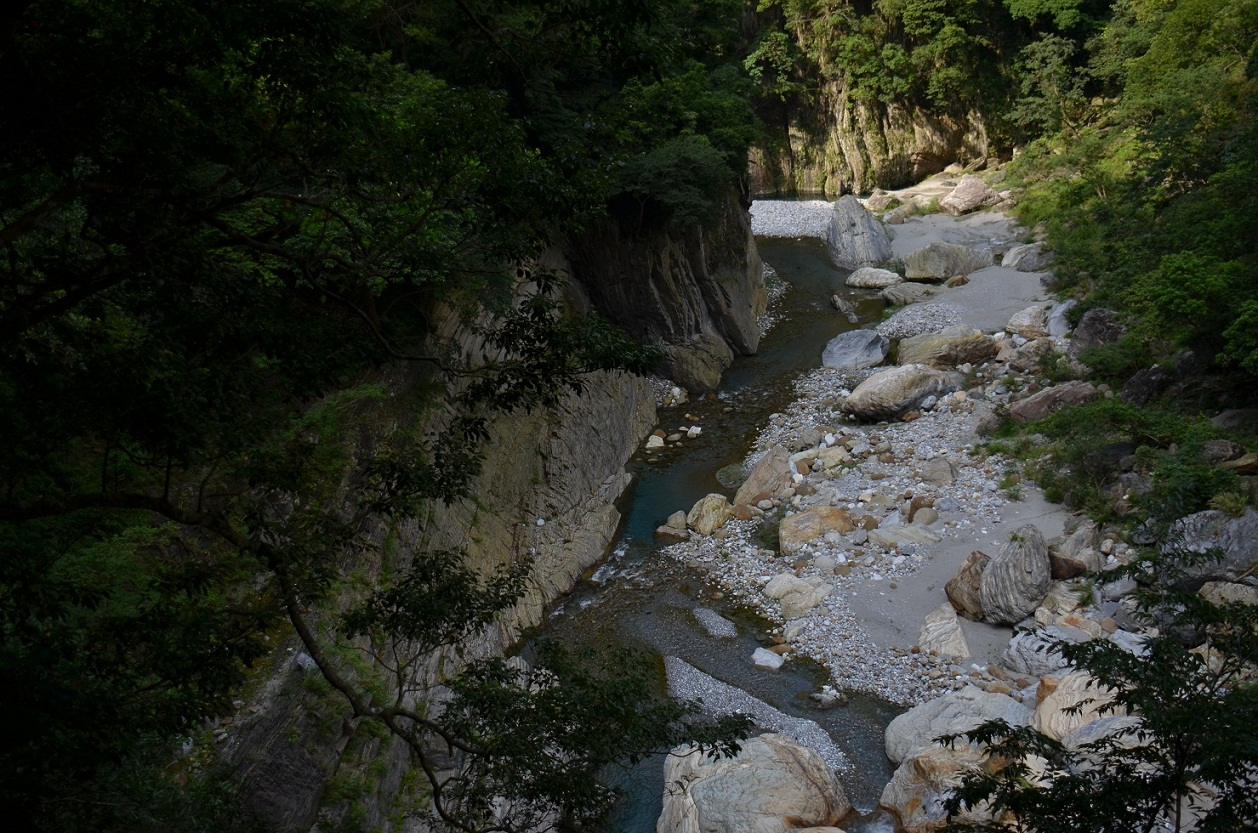 http://i.dcview.tw/gallery/201506/fbf17dd33a22db22090df75c33b4a625.jpg