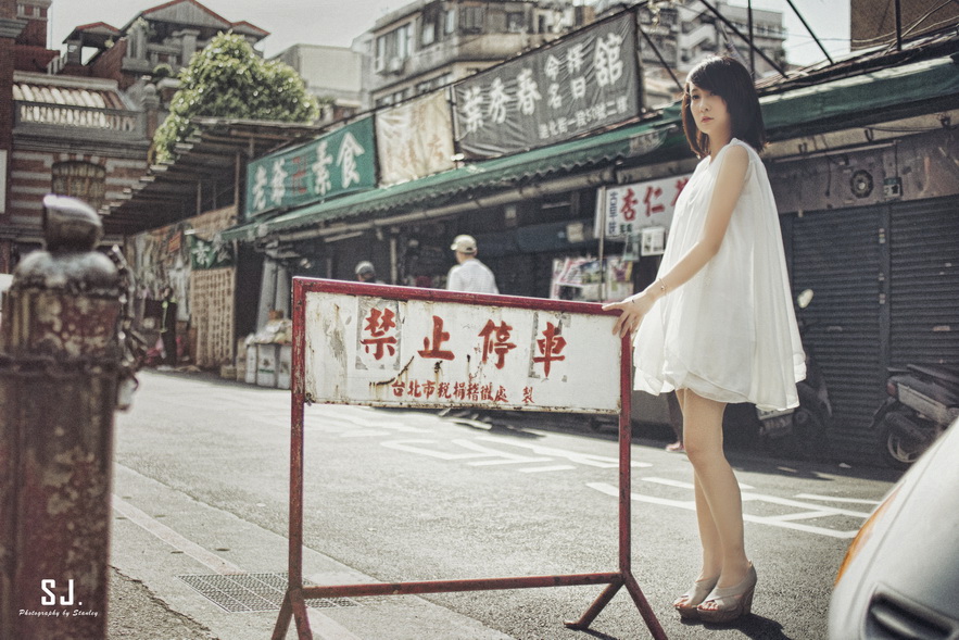 http://i.dcview.tw/gallery/201507/90c2b645443fbe951e672592f49bf011.jpg