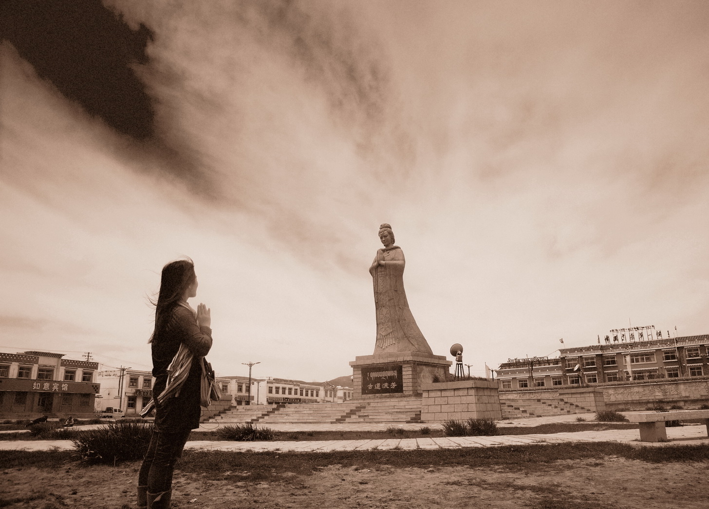 http://i.dcview.tw/gallery/201507/ae083542c6e39b9f79dee3f77221162c.jpg