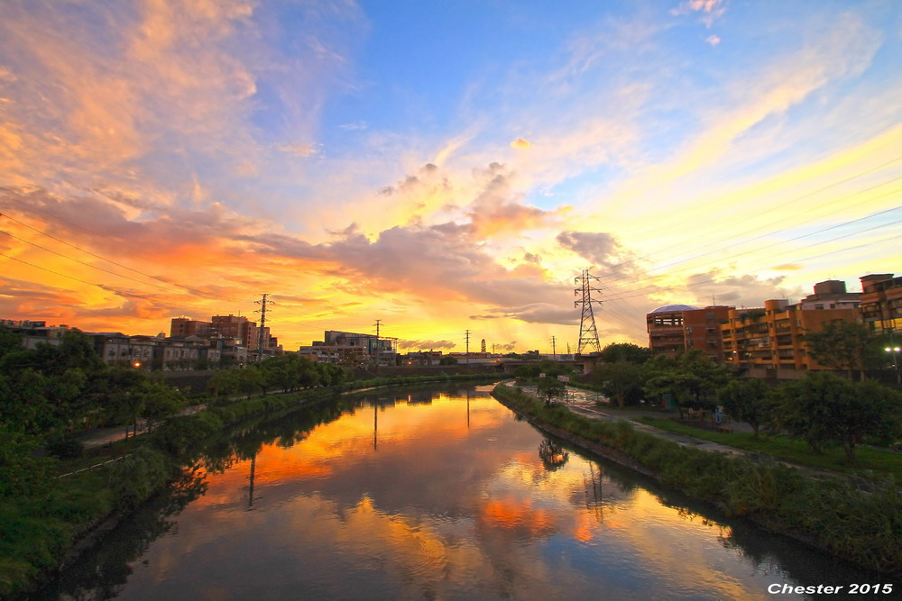 http://i.dcview.tw/gallery/201508/f19ad683ba30358d30e1036c756db63e.jpg