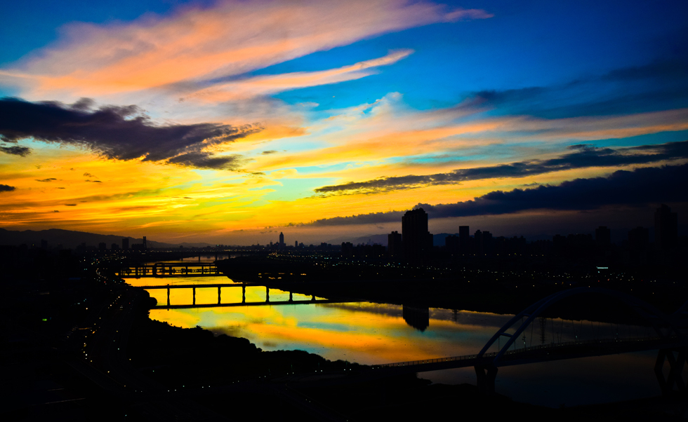 http://i.dcview.tw/gallery/201606/212728c7d53943e312e538c0dc167dcb.jpg