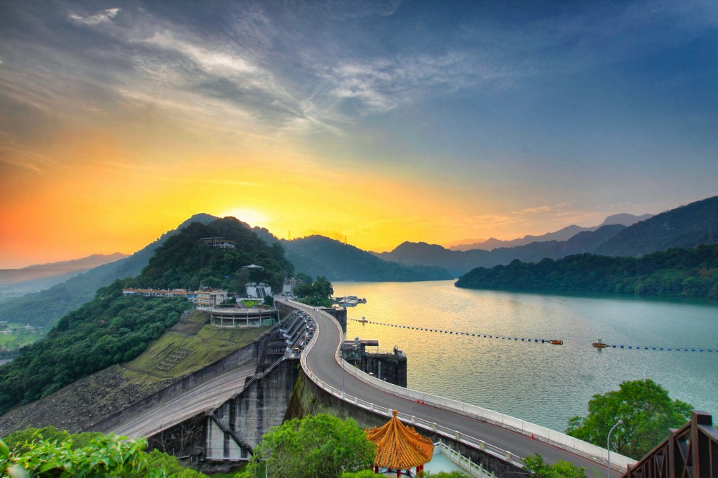 http://i.dcview.tw/gallery/201606/3b04a5badba36dc331e5e81e9b260372.jpg